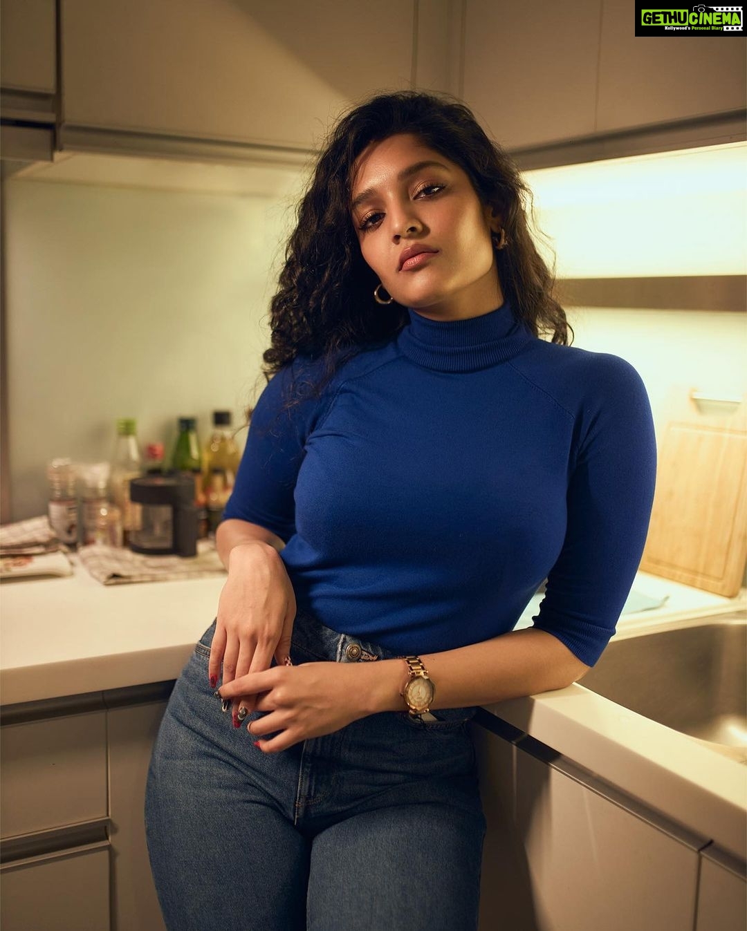 Ritika Singh - 359.5K Likes - 🦋✨
Shot by @raazphotography
Styled by @shimona_stalin
Make up by meeee