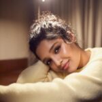 Ritika Singh Instagram – 💛💛