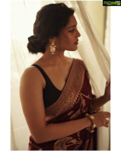 Ritika Singh Instagram - ♥️♥️
Shot by @anitakamaraj 
Styled by @neelam_stylist