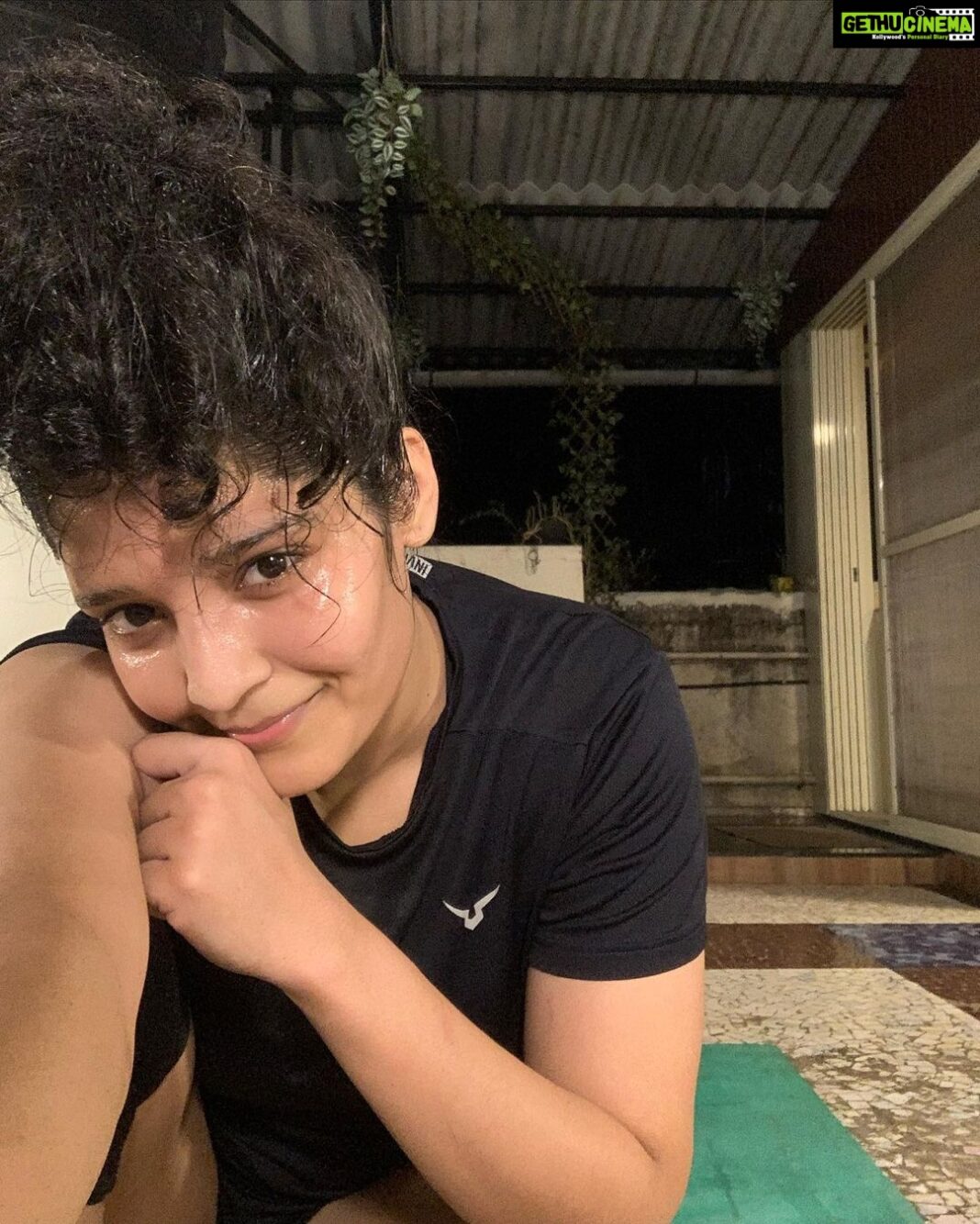 Ritika Singh Instagram - Nothing beats the post workout glow ✨ #postworkoutselfie #fitwithrit #getyourglowon