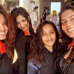 Ritika Singh Instagram – Tanned and toasted 🌞🌊
@snehamnj @shimona_stalin @asthabisani