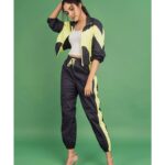 Ritu Varma Instagram – Super excited for the epic SHEIN Black Friday Sale (18th Nov. – 2nd Dec.)! I’m all set to explore the biggest discount of the year and shop new styles at Up To 90% OFF! Don’t miss out on their massive giveaways every day to win smartphones, gift cards and more. Use my code RVT10 for extra 10% off entire site of www.shein.in or SHEIN APP. (Coupon code valid till 31st Dec.) #SHEINBlackFriday #SHEINBlackFriday2019 📸@akshay.rao.photography 💄@makeupbyajitha Hair @thisispinkcupcake