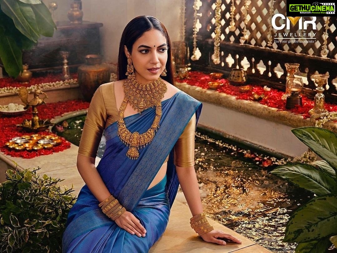 Ritu Varma Instagram - 🦋 Posted @withregram • @tijojohnphotography Client: @cmrjewellery Agency: @ideafirst.in Artist : @rituvarma Photographer/ creative Producer : @tijojohnphotography Producer : @jithinharid Concept Director: @fashionmongerachu Art : @sunil__george_ Styling : @jukalker Make up : @abhiramisivakumar Hair : @koduruamarnath Retouching: @jeminighosh Photography Team : @leninkottapuram Cinematography: @anandmathewt & @picstory_josecharles Line Producer : @aju.ta Lights : @shivarentacam Special Thanks @nikhilramanath @anishimpulse