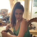 Riya Sen Instagram - Please join us to ‘ @sharemusicyoulove ‘ ! Watch the worldwide jam session on all platforms , at - EST 3 :00 pm on 1 st May , support @wondamusic for @musicares #covid19 relief fund !