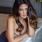 Riya Sen Instagram – A quiet woman is usually mad 😽

Photo @kaustavsaikia 
Stylist @stylebytanvi 
HMU @makeupartist_prasenjit 
Location @jwkolkata Sur La Mer