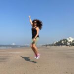 Rubina Dilaik Instagram - Beach workouts are always exciting