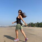 Rubina Dilaik Instagram - Beach workouts are always exciting