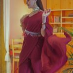 Rubina Dilaik Instagram - Sajna ♥️ 📸 @ashukla09 Styled by: @ashnaamakhijani Outfit: @swtantraofficial Jewellery & belt: @fashionjewellery_21