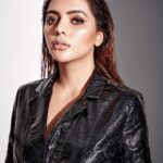 Ruhi Singh Instagram – Femme fatale 🥀 

@rockystarofficial @rohitguptaphotography @makeup_renuka @sayali_angachekar