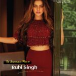 Ruhi Singh Instagram - Happy to grace the cover of #EnlightenIndia #July issue ✨get your copies now 🥰 @mitesh_enlightenindia