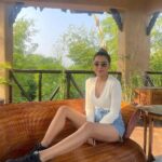 Ruhi Singh Instagram - One with nature 🍃 Ps- don’t miss the last photo 😂 The Bamboo Forest Safari Lodge, Tadoba