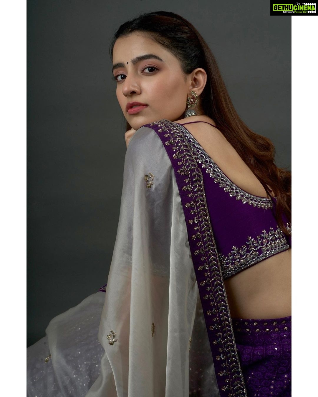 Rukshar Dhillon Instagram - You have only scratched the surface of what youโre capable of.. There are decades of victories ahead of you -Rupi Kaurโค๏ธ ๐ธ- @media9manoj ๐- @makeupbysakshimehta ๐๐ปโโ๏ธ- @koduruamarnath ๐- @issadesignerstudio @mysouthdiva #mysouthdiva2022