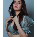 Rukshar Dhillon Instagram - And I think to myself What a wonderful world♥️ 📸- @advait_vaidya @simulacrum.studio 👗- @shefalideora_