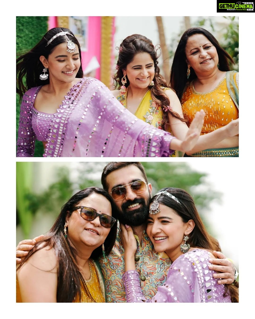 Rukshar Dhillon Instagram - And it went like........💃 PS- The last picture is pure love & my absolute favourite♥️ Swipe to find out why. 📸- @themexicansunshine #NOSHsaysHAH #throwback #bestmemories #mysisterswedding #sangeet