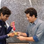 Sachin Tendulkar Instagram – Pramod, it was lovely spending time with you and getting to know you better. 

Touched by your gesture of gifting me the badminton racquet 🏸 which you played with in Tokyo – I’ll always cherish this. 

Wishing you more success and happiness. 😃

#paralympics #tokyo2020 #tokyoparalympics #badminton