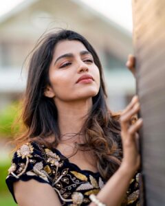 Sai Dhanshika Instagram - Hellooo my Instagram family! Hop in for live at 5:30 now on Instagram. Let’s do this 🙌🏼❤️