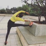 Sai Dhanshika Instagram - Before the sun shows,let me stretch🤸🏼‍♀️ #strechstrechstrech before you start ur wrench #5th day #48days #longwaytogo #nevergiveup 🤟🏼