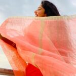 Sai Pallavi Instagram – Making the most of the breeze and my sister’s accidental photography skills!!
📸: my baby @poojakannan_97 🐥