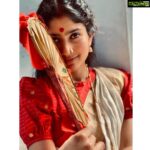 Sai Pallavi Instagram - Dear team, I’m not just thankful for the success of the film but also for getting to watch you cinephiles(wish I could find a term more intense) in action. Thank you for the memories ♥ Im still in awe of what you’ve all created♥ @sanujohnvarughese #AvinashKolla @neeraja.kona @mickeyjmeyerofficial #NaveenNooli #VenkatBoyanapalli #1monthofShyamSinghaRoy♥