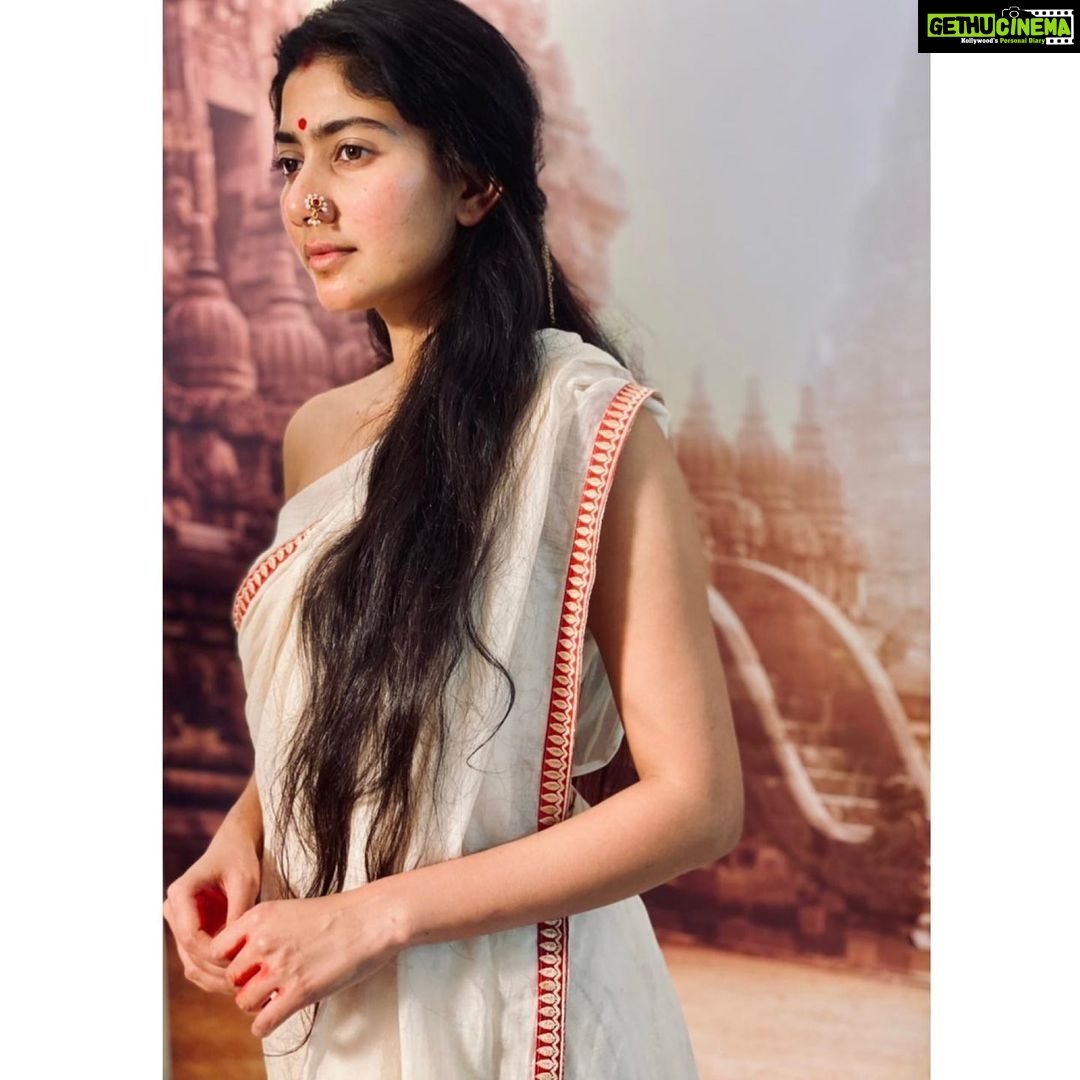 Sai Pallavi - 1.2 Million Likes - Most Liked Instagram Photos