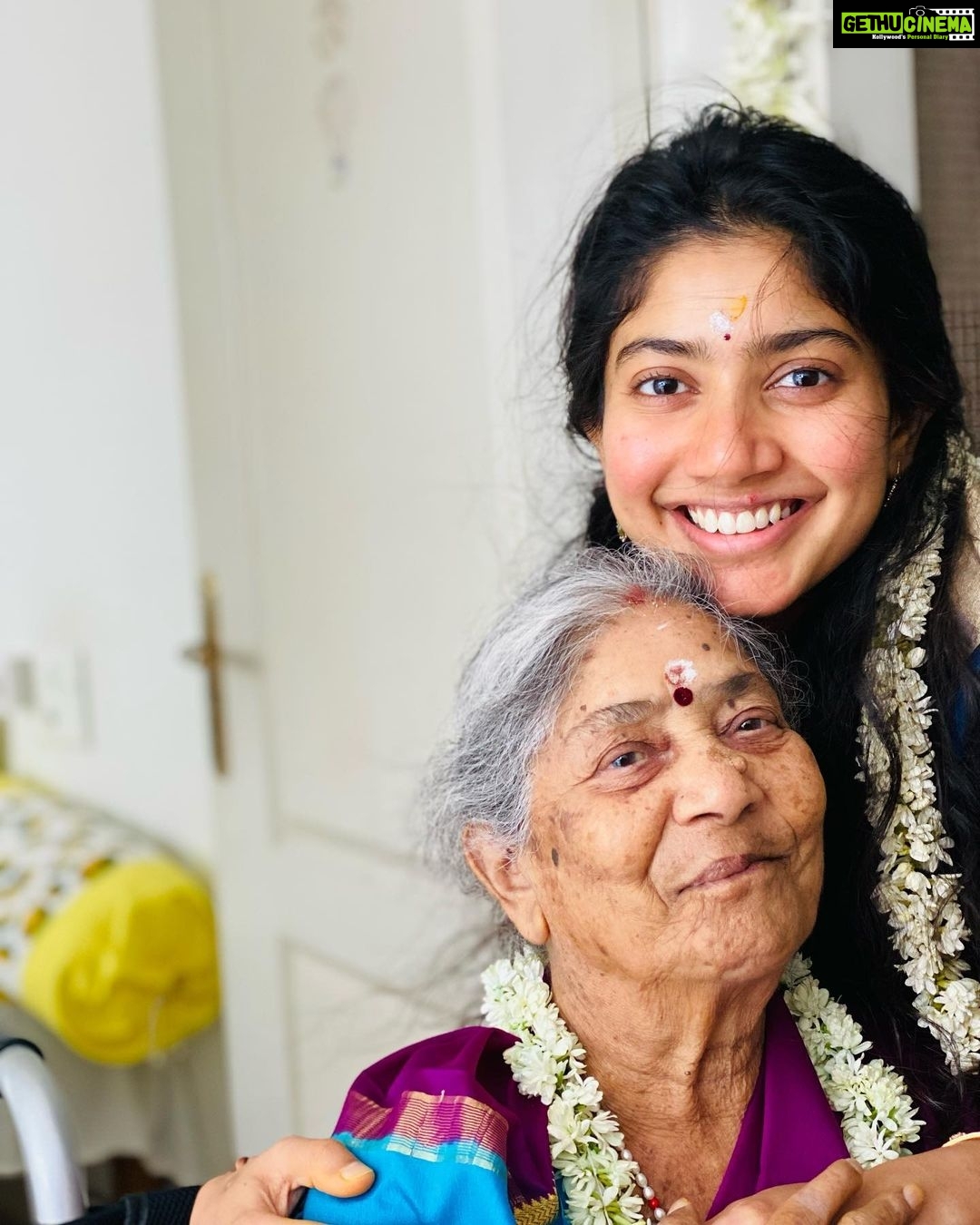 Sai Pallavi - 1.5 Million Likes - Most Liked Instagram Photos