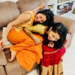 Sai Pallavi Instagram - My kinda Diwali ! Be the light, love n laughter that you want to experience around you ♥️ Happy Diwali Y’all ♥️With my lil baby @poojakannan_97 😘 PC : mommy ♥️