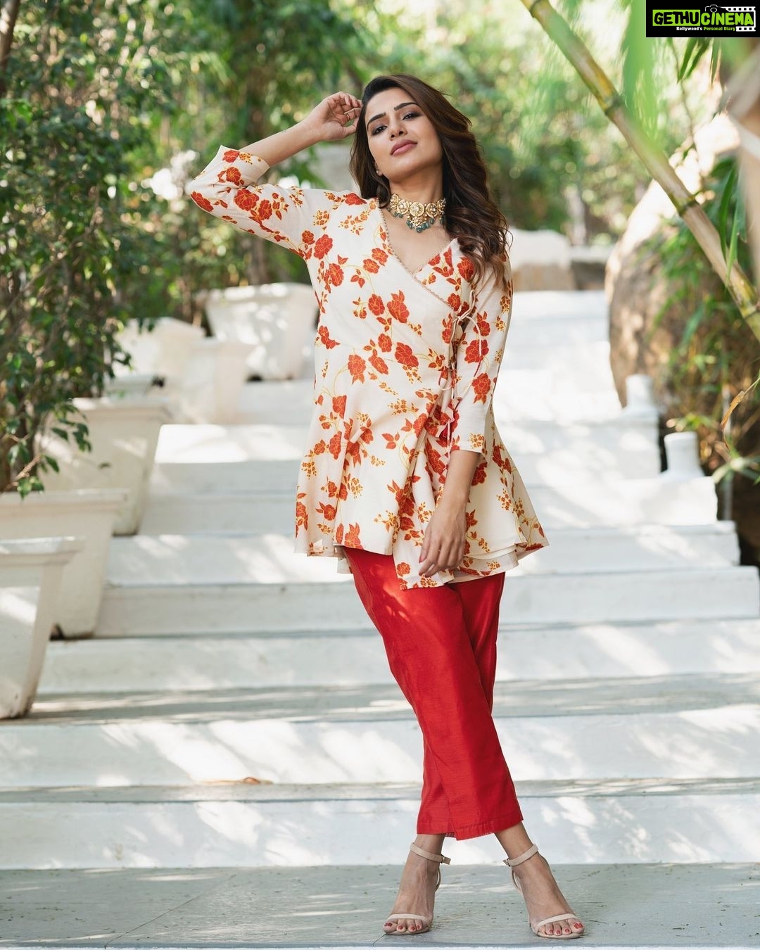 Samantha - 2.1 Million Likes - Most Liked Instagram Photos