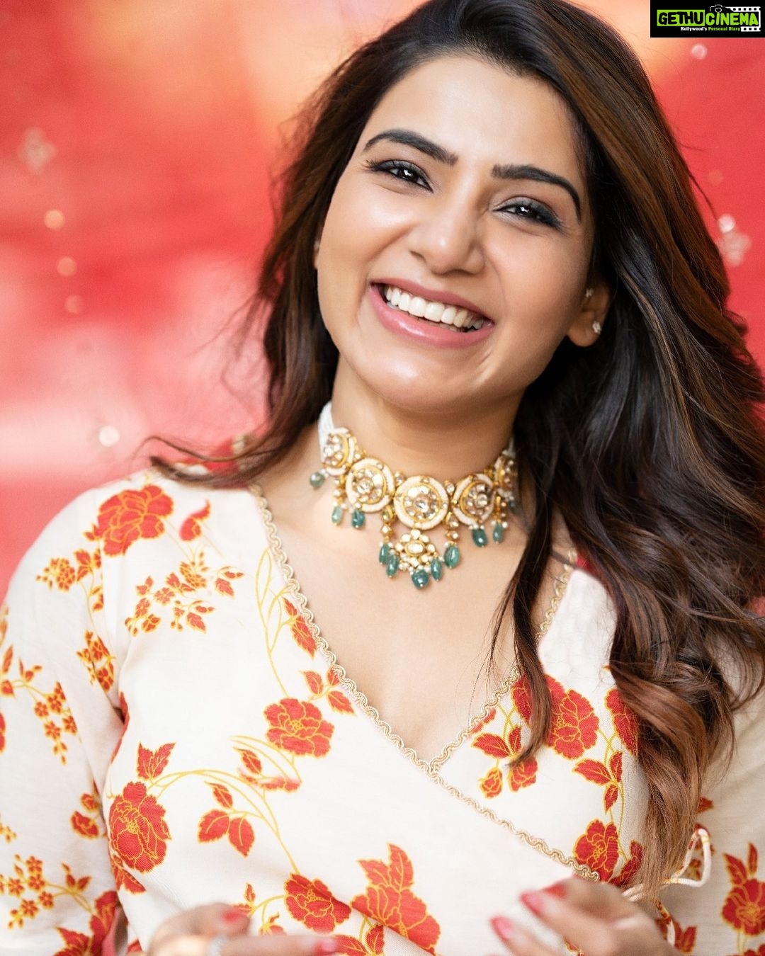 Samantha - 2.1 Million Likes - Most Liked Instagram Photos