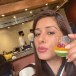 Sameksha Instagram – Republic Day lunch with family. Trio trying some tri-colour tidbit 😋  #arunaoswal #yashswinijindal Syrah – Hyatt