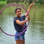 Samyuktha Hegde Instagram - My kinda reboot!!! . . . #candid #thebarefeetchronicles #sayyestonewadventures #sendingpositivevibes #haveagoodday #samyukthahegde #hoopflow #hoopersofinstagram #hoop Area83