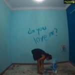 Samyuktha Hegde Instagram - Do you lo💙ve me ? Threw paint around and created this masterpiece 😅😅 Thanks for the help guys 😊 . . . PS: And thereeeee, a time lapse 🕙 @goproindia #artisfun #nobrainsthrowpaints #goproindia #gopro