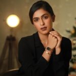 Samyuktha Hegde Instagram - Christmas is just round the corner and it’s celebratory time with @danielwellington. Shop your favourite timepiece at upto 50% and receive an additional 15% off with my code DWSAMYUKTHA . . . #danielwellington #paidcollaboration #ad