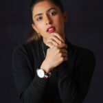 Samyuktha Hegde Instagram - Woah! It’s an add to cart kinda day. Black Friday Sale is here and it’s time to shop till you drop. Upto 50% off on @danielwellington watches and accessories. Also get additional 15% off using my code DWSAMYUKTHA Happy shopping! #DanielWellington #AD #blackfriday