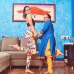 Samyuktha Hegde Instagram - Bestfriends ❤ #momandsam #bestfriends #pinkpinkpink #dance #trend