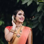 Samyuktha Hegde Instagram – ಆಯುಧ ಪೂಜೆ ಹಾಗೂ ಮಹಾನವಮಿಯ ಹಾರ್ದಿಕ ಶುಭಾಶಯಗಳು! 🙏
Wishing you all a very happy Ayuda pooja and Mahanavami ❤

📸: @claudeloren
💄: @makeupbyraffahrahman
#happyfestival #ethniclook #sareenotsorry #AyudhaPooja2021 #Navaratri