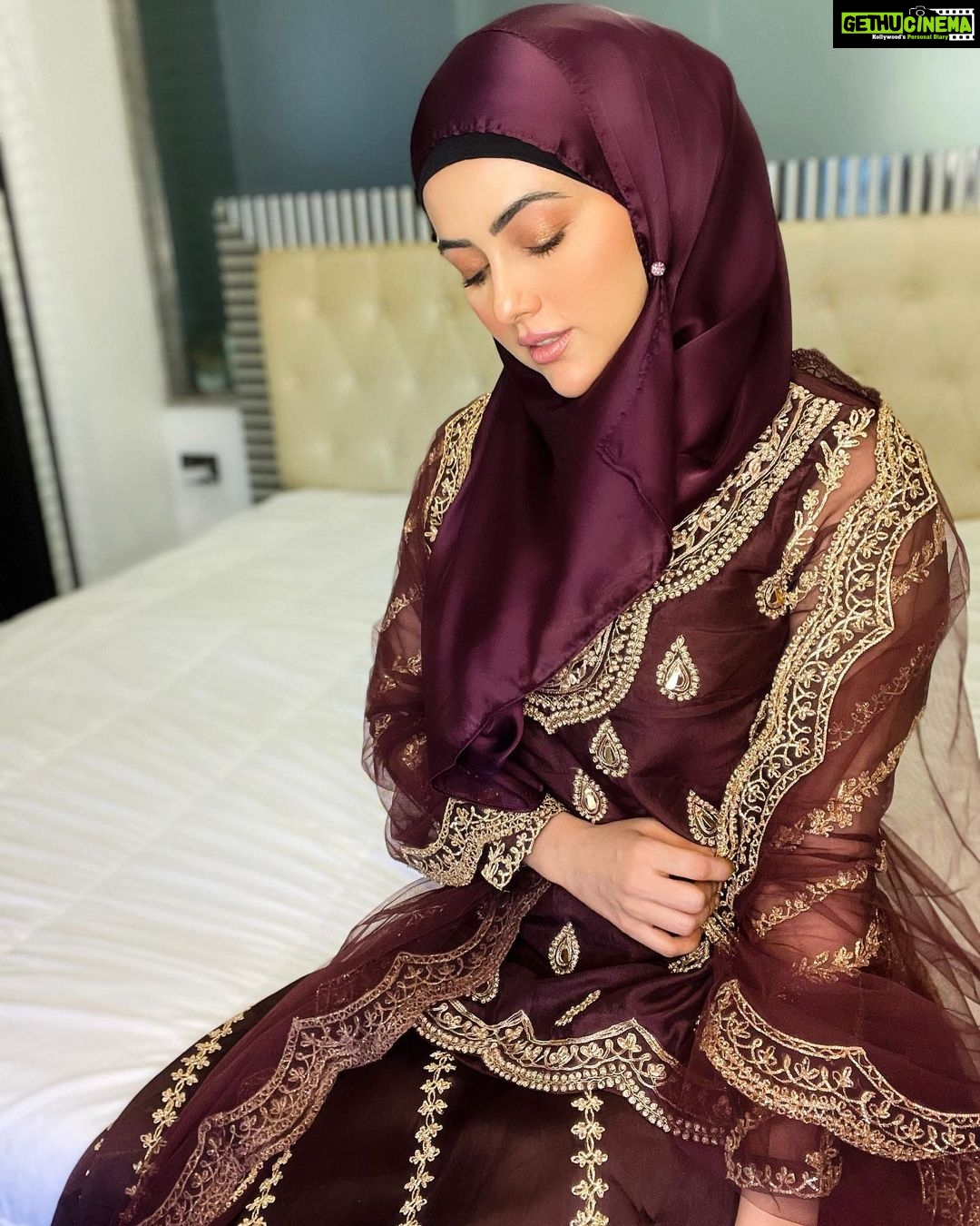 Sana Khan - 343.2K Likes - Most Liked Instagram Photos