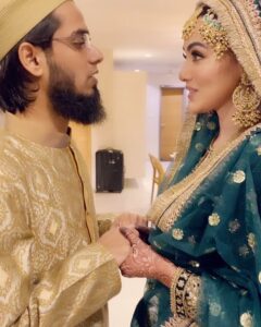 Sana Khan Instagram - Ayatul kursi “The Throne” . . Protects you from evil eyes make sure u recite it after every namaz n before leaving home. Always recite this surah with ur spouse before they leave home for work . . . . #sanakhan #anasayied #sanaanas #married #alhamdulillah #blessed