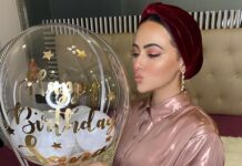 Sana Khan Instagram - Thank you everyone for all the warm birthday messages♥️ I m not celebrating it coz of Muharram Keeping it a humble one with with me n mom 🥰 . . . Earrings @houseofshikha #sanakhan