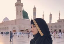 Sana Khan Instagram - This indeed is my most fav pic of all♥️ Madina 🌙 This year I was all excited to go back but unfortunately so many including us could not. May we all visit here soon n again n again♥️ . . . . . #sankhan #umrah #madina #myfav