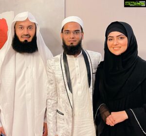 Sana Khan Instagram - Faith and good friends. May the Almighty bless us with good company; empathetic, caring and dependable.
Ameen 
What Akhlaq this wonderful soul is blessed with 🙌🏻
Ps: I still can’t believe my eyes got to see you for real & my ears got to hear you for real one on one.
@muftimenkofficial 
.
.
.
.
#muftimenk #anassaiyad #sanakhan #sanaanas #blessed #alhamdulillah