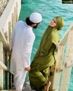 Sana Khan Instagram - Ya Allah 
Mere Shohar Meri Duniya Hai Aur Mujhe Meri Duniya Me Hamesha Abaad Rakhna.
♥️Ameen♥️
.
.
.
.
.
.
@finolhu_maldives  @aabee_holidays 
#finolhu #maldives #sanakhan #anassaiyad #sanaanas #vibrantplayground #barefootchic #ocean #water #blue #windy #beauty