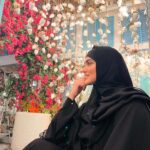 Sana Khan Instagram - Apna ikhlaq acha karo Yeh husn Ek din dhal he jayega♥️ . . . . #sanakhan #anassaiyad #sanaanas #alhamdulillah #allahhasbeenkind