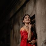 Sanchita Shetty Instagram - Feel The Divine Be Divine ❤️ Photograher : @royale_dharma 📸📸 Cloths : Sanchita sarees Styled : @ramolaakrishnaraj Jwellery : @rajianand Assisted : @dhina_.dayal #sareelove #divine #divinebeauty #sanchita #sanchitaquotes #sanchitashetty #spreadlovepositivity ❤️