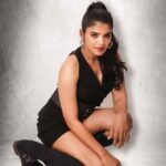 Sanchita Shetty Instagram - Aloneness is the presence of oneself..! Photography : @rahuldev1177 📸📸 Designed & styled by : @slayofficialstudio @simarvinodh Hair makeup by : @makeupandhairbyrehana & @makeoverbyimti #sanchita #sanchitashetty #spreadlovepositivity ❤️