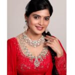 Sanchita Shetty Instagram – Kirtilals bridal Diamond jewellery collection launches @ Hyderbad store 

Brand : @kirtilalsonline 

Photography : @media9manoj 

Cloths : @issadesignerstudio 

Makeup & hair : @naturalssalon 

#beauty #diamondjewellery jewellery #bridelcollection #kirtilals #sanchita #sanchitashetty #spreadlovepositivity ❤️