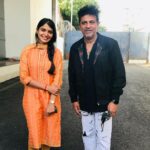 Sanchita Shetty Instagram – Met Dr. Shivaraj Kumar Sir 
At the airport.

@nimmashivarajkumar 
#shivarajkumar #sanchitashetty 
#spreadlovepositivity ❤️