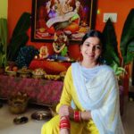Sanchita Shetty Instagram - Receiving Blessings 🙏 #happyvinayakachavithi #ganapathibappamoriya #ganeshmaharajkijai🙏 #sanchitashetty #spreadlovepositivity ❤️