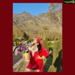 Sangeetha Bhat Instagram - Nature's happy child🥰✌🏻.......🌲🌲🌲 #actress #sangeethabhatsudarshan #sangeethabhat #gypsy #kashmirtourism #kashmirdairies #kashmir #pahalgam #srinagar #tulipgardenkashmir #tulipgarden #gulmarg #sonmarg #naturelover #nature #shankedelic #wildchild #natureschild #india #srinagar #bengaluru #karnataka #happiness #savetheplanet #earth #influencer #instagram #facebook #actresslife #kannadaactress swipe<> Tulip Garden, Nishat Srinagar