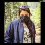 Sangeetha Bhat Instagram - Nature's happy child🥰✌🏻.......🌲🌲🌲 #actress #sangeethabhatsudarshan #sangeethabhat #gypsy #kashmirtourism #kashmirdairies #kashmir #pahalgam #gulmarg #sonmarg #naturelover #nature #shankedelic #wildchild #natureschild #india #srinagar #bengaluru #karnataka #happiness #savetheplanet #earth #influencer #instagram #facebook #actresslife #kannadaactress swipe<> Kashmir