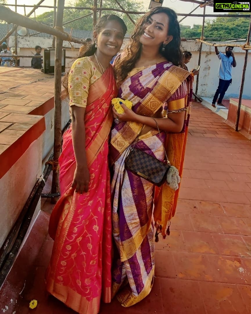 Sanjana Singh Instagram - Om sai ram feeling blessed, had amazing Sai Baba Darshan today.. Baba bless everyone ❤️😇❤️ 01/01/2022 Mylapore Sai Baba temple Chennai Sai Baba Temple Mylapore- சென்னை,மயிலாப்பூர்